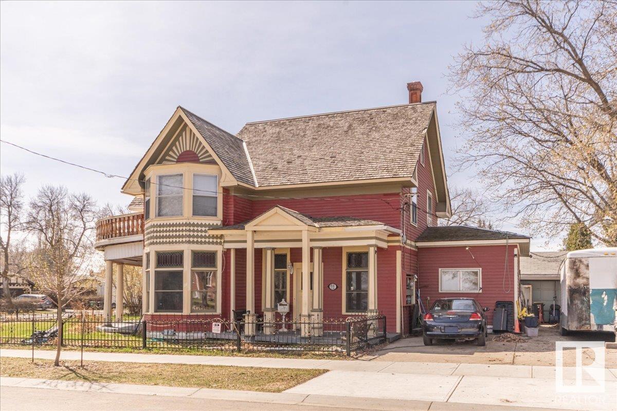 4518 51 Av Property Photo 40
