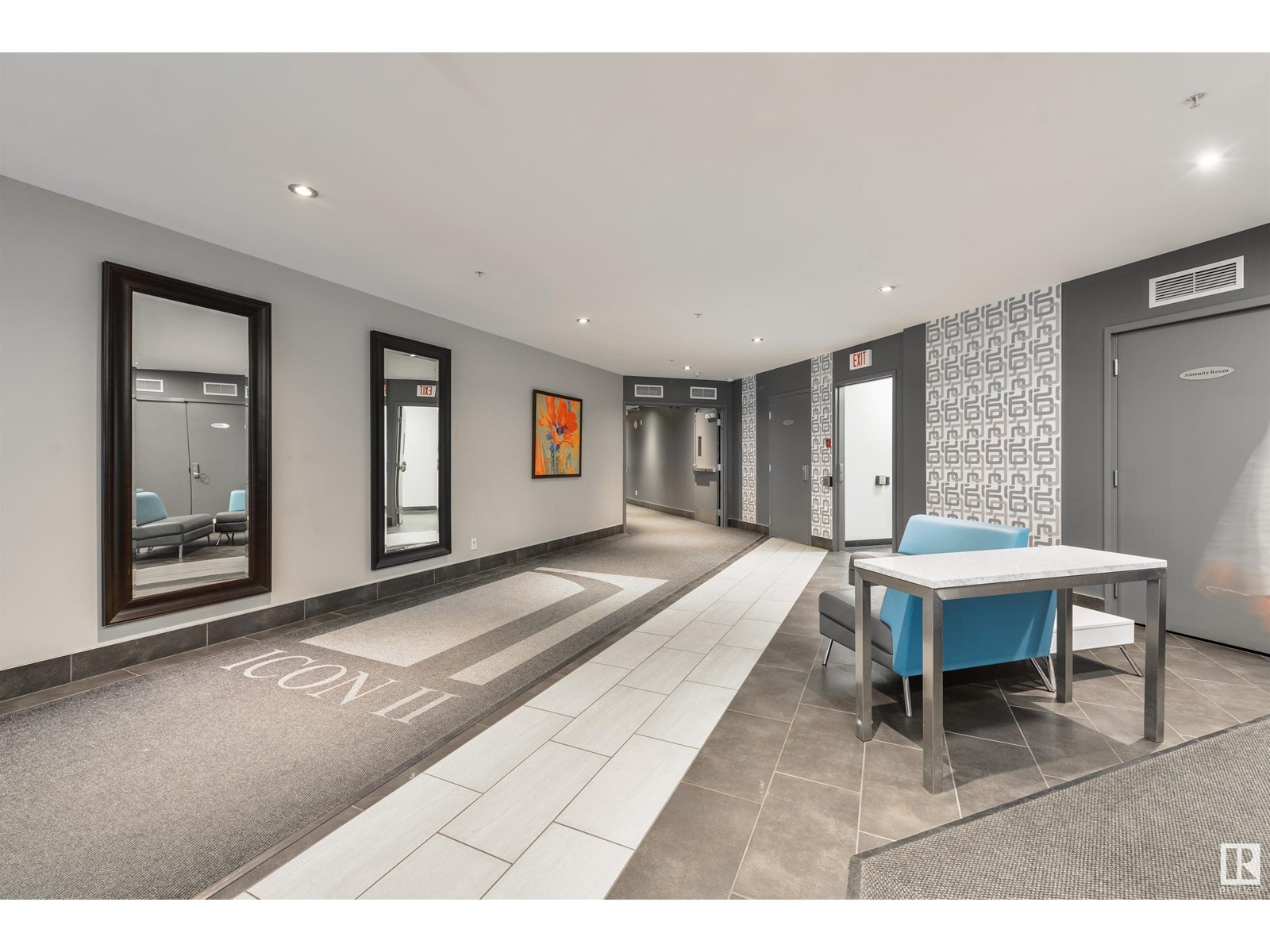 #401 10154 104 St Nw Property Photo 11