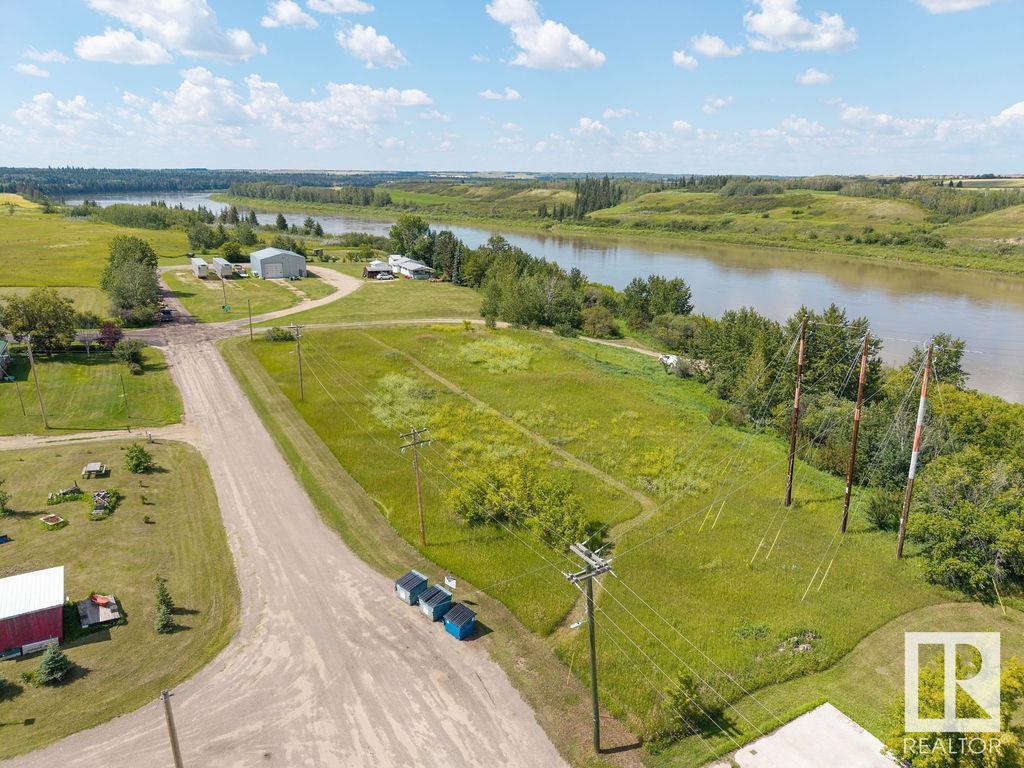 206 River St Property Photo 13