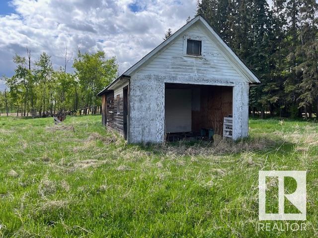 48307 Rr 232 Property Photo 4