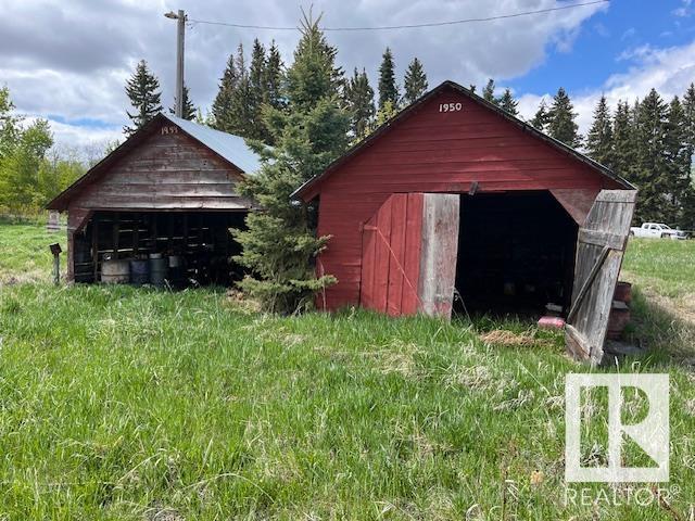 48307 Rr 232 Property Photo 5