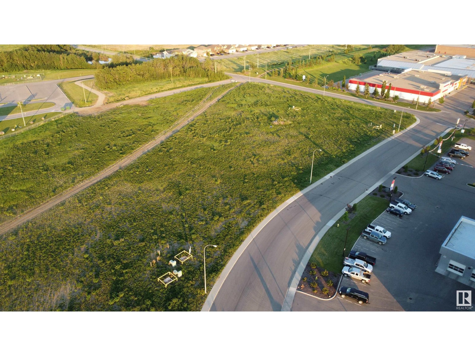 6904 Voyageur Wy Property Photo 4