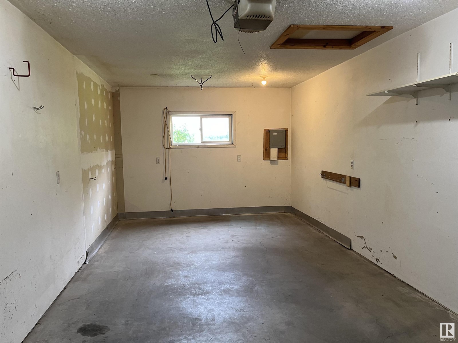 90 4418 Hwy 633 Property Photo 15