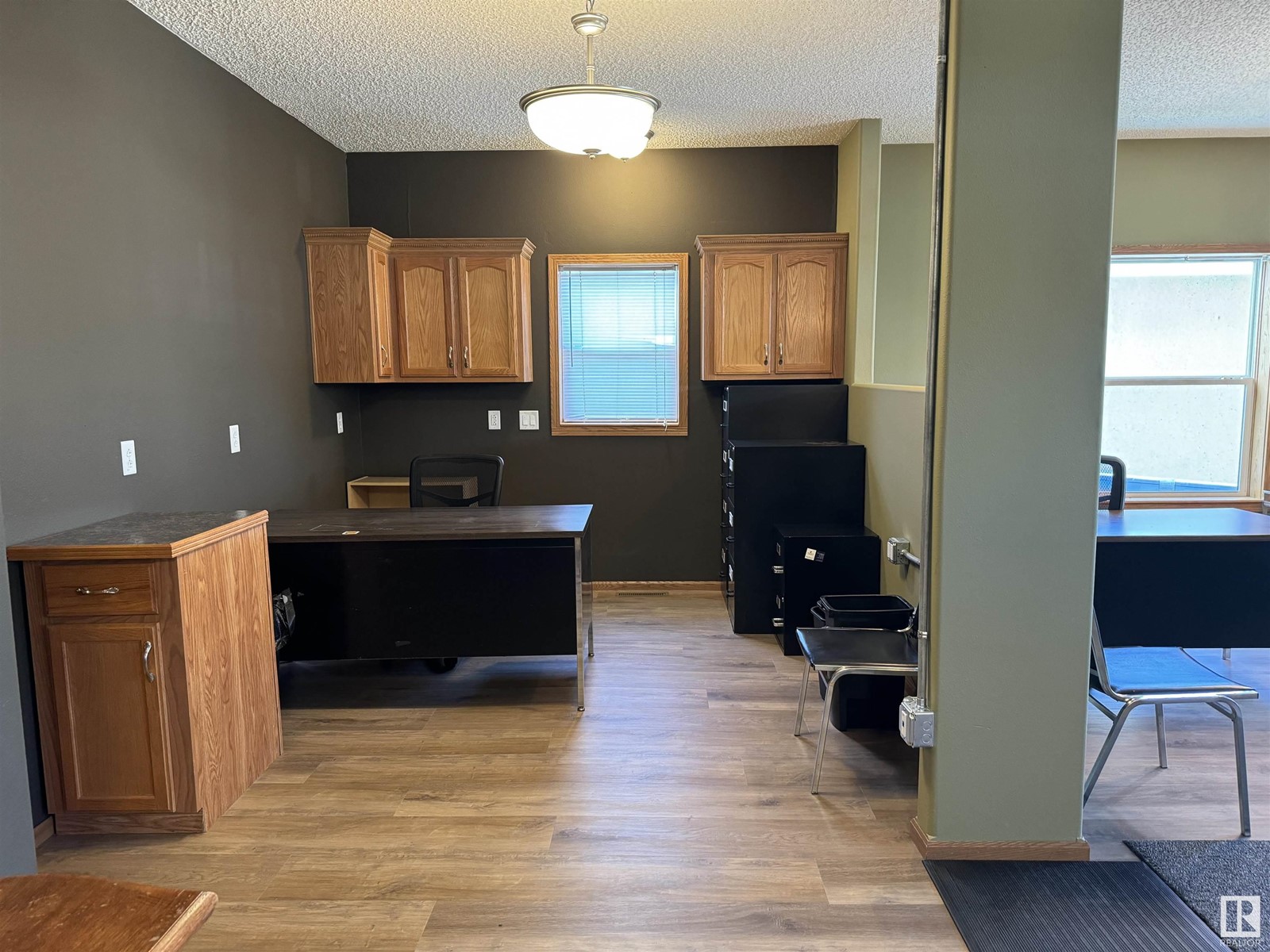 5023 50 Av Property Photo 6