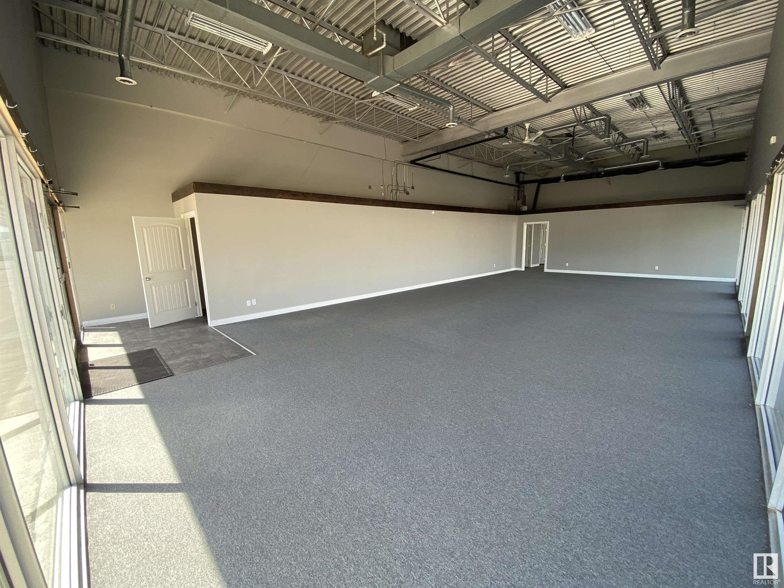 5606 54 St Property Photo 13