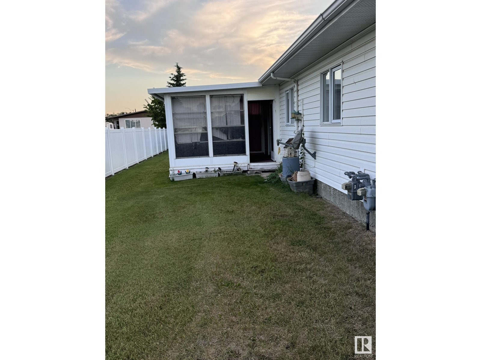 Property Photo 52