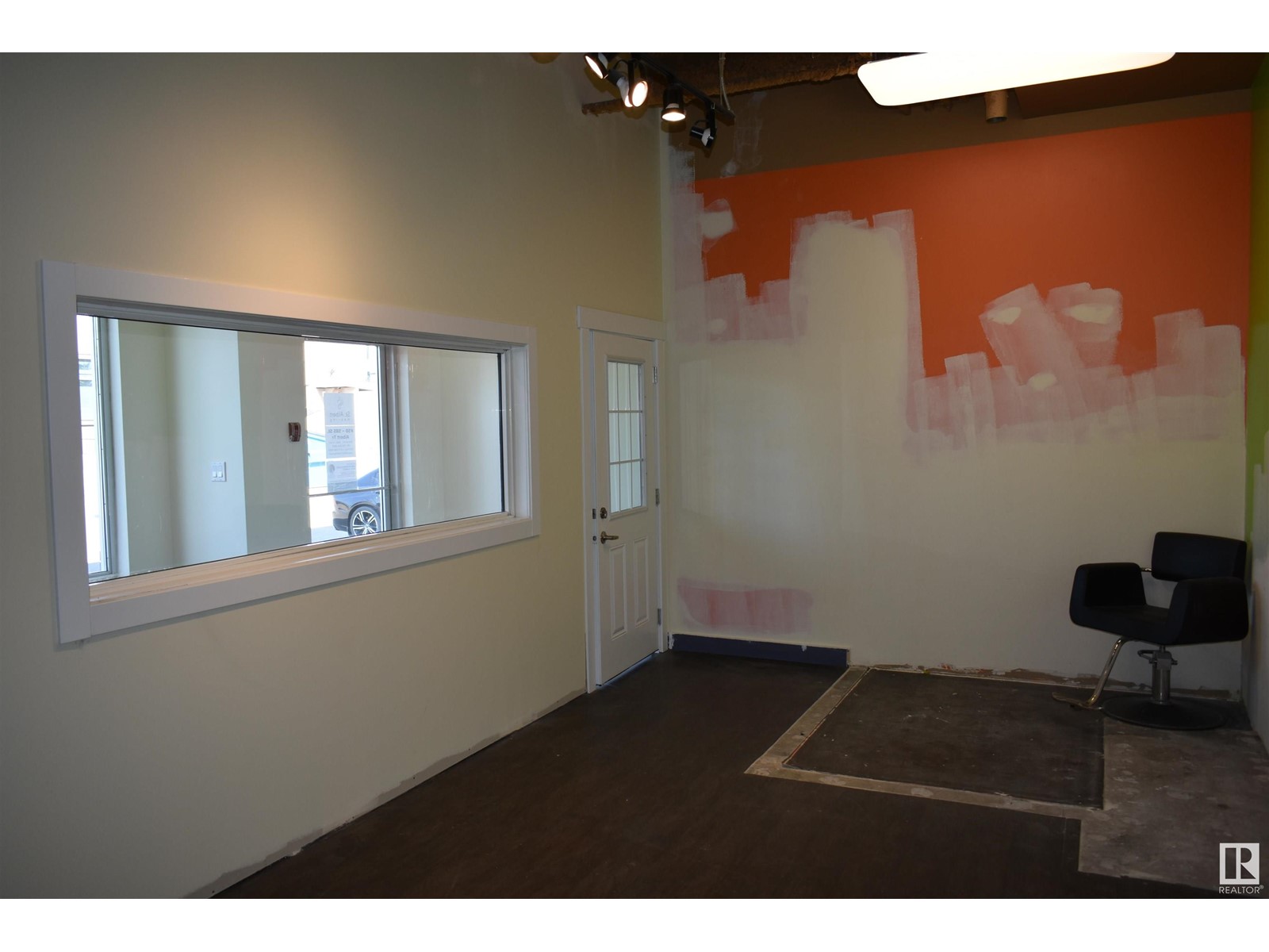 #50 585 St Albert Tr Property Photo 6