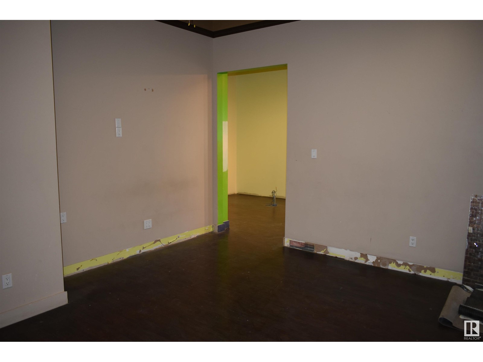 #50 585 St Albert Tr Property Photo 9