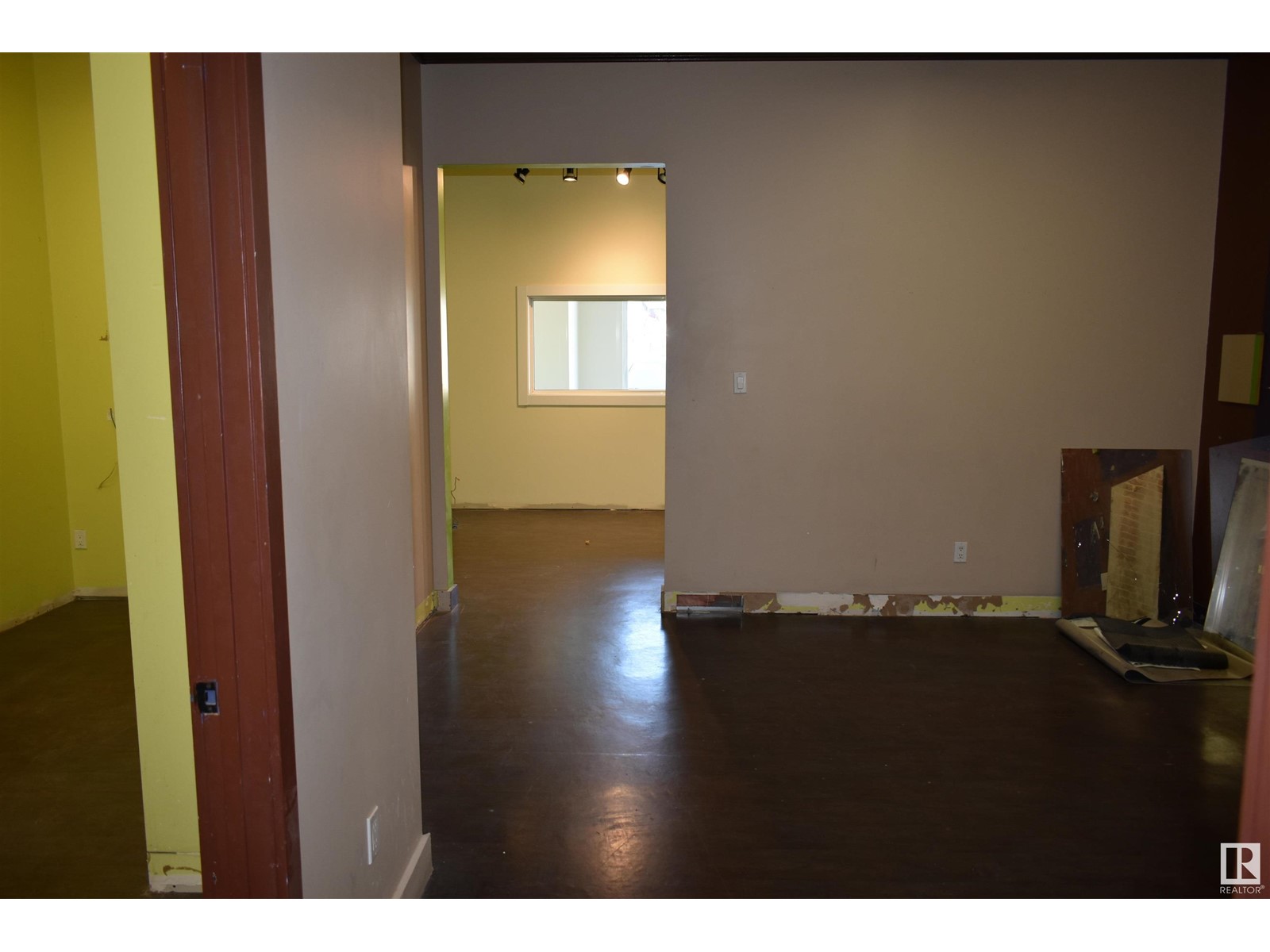 #50 585 St Albert Tr Property Photo 16