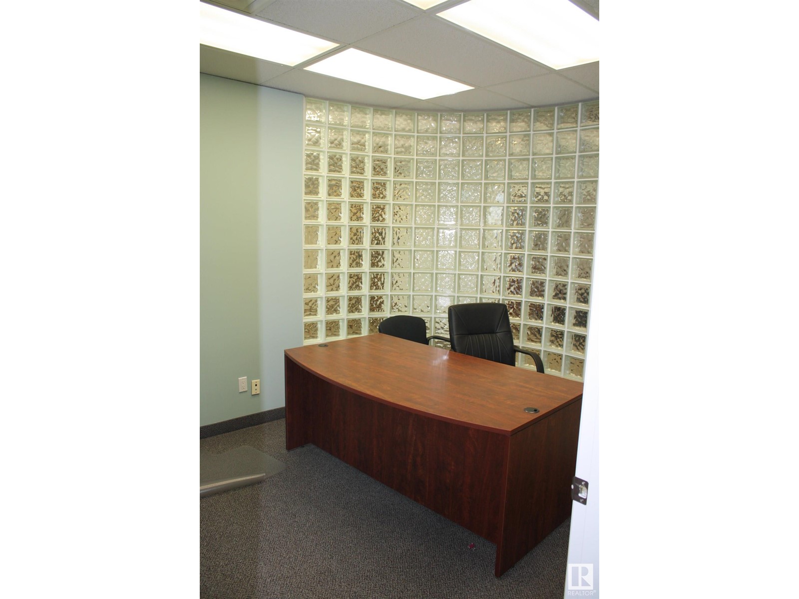 #200 6960 Roper Rd Nw Property Photo 8