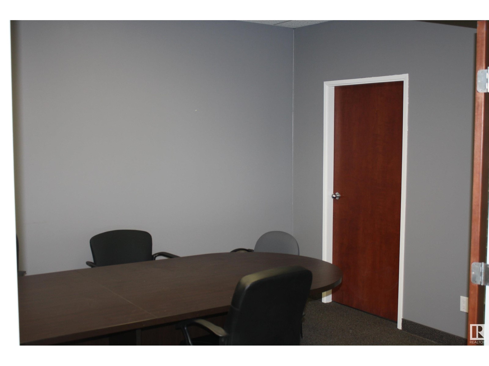 #200 6960 Roper Rd Nw Property Photo 10