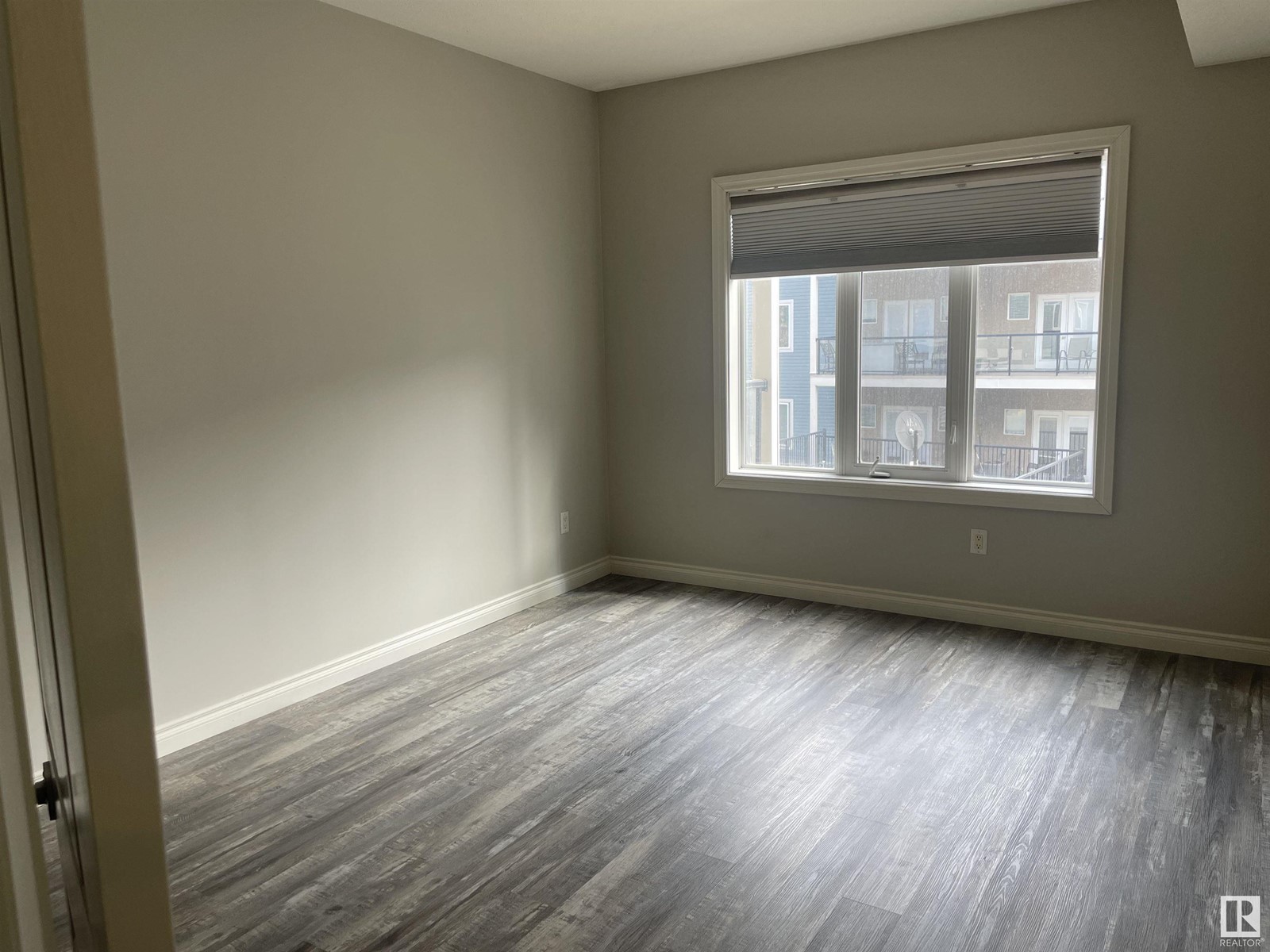 #236 10121 80 Av Nw Property Photo 11