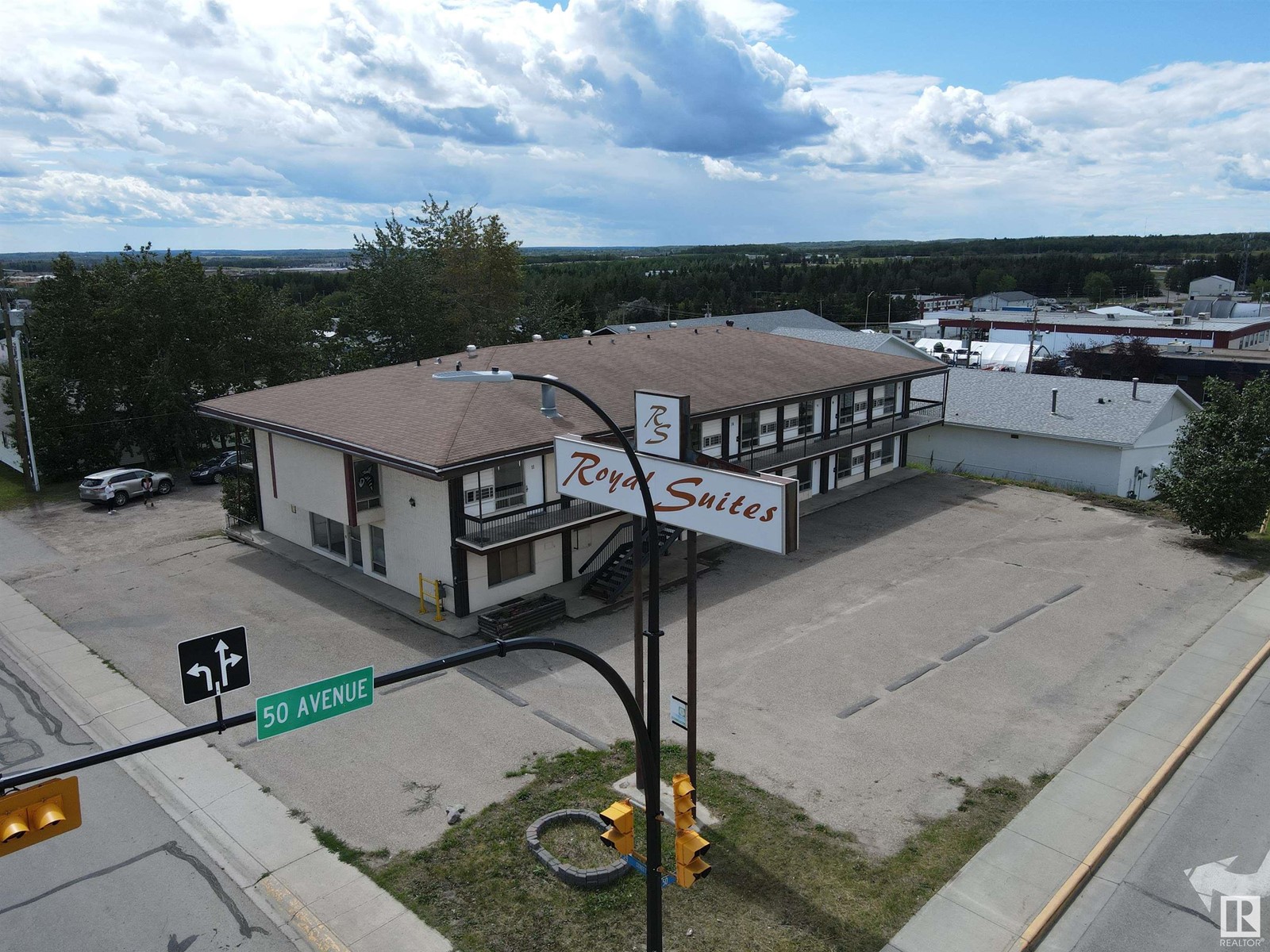 5403 50 Av Property Photo 2