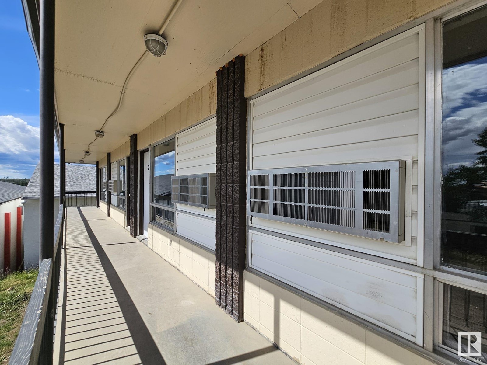 5403 50 Av Property Photo 10