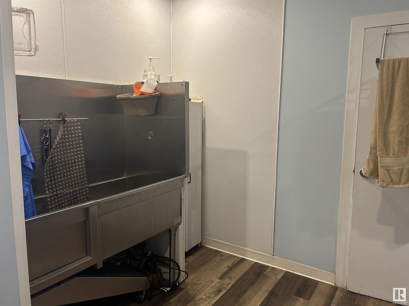 4816 50 Av Property Photo 15