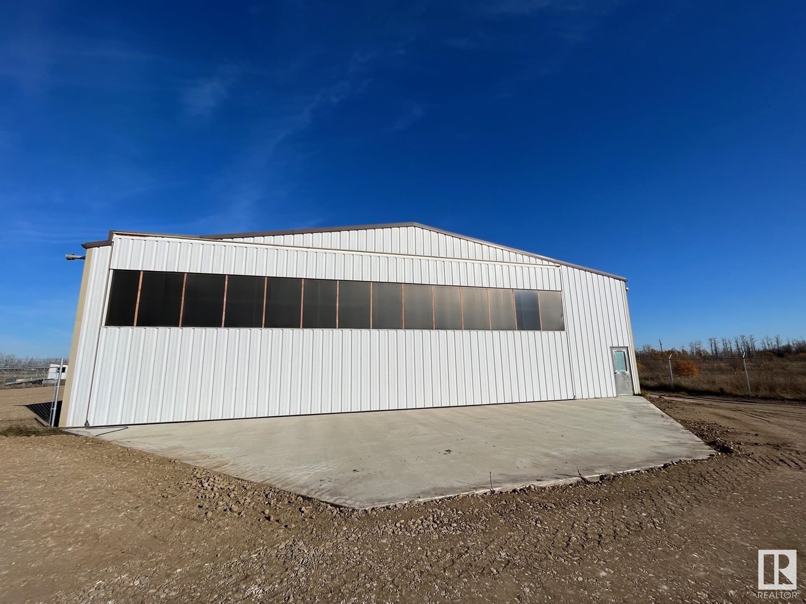 #11 61501 Highway 41 Property Photo 2