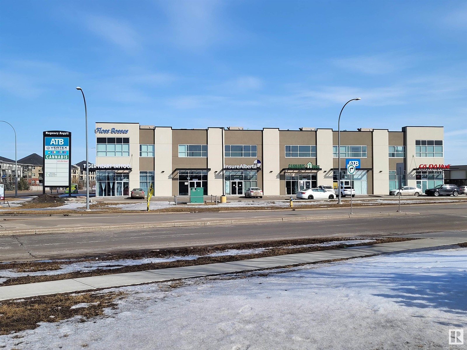 #201 6958 76 Av Nw Property Photo 1
