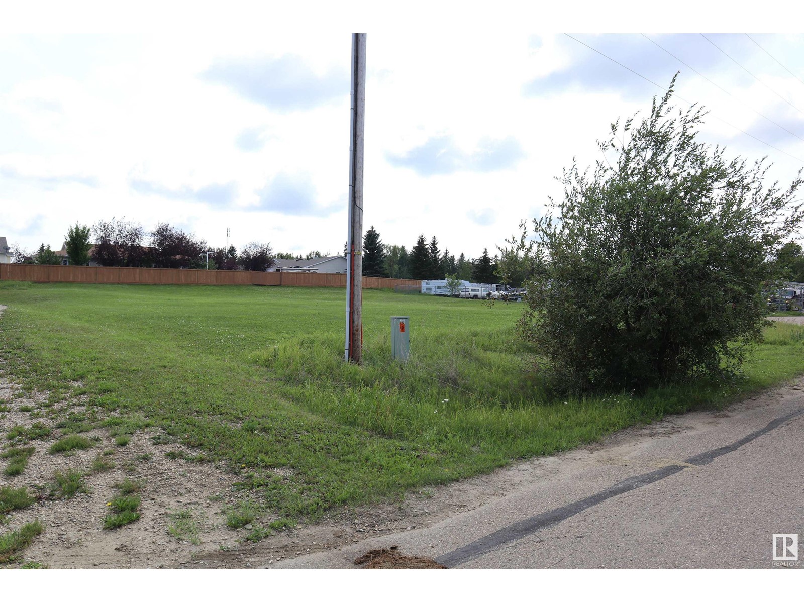 6 Village Creek Cl Property Photo 6