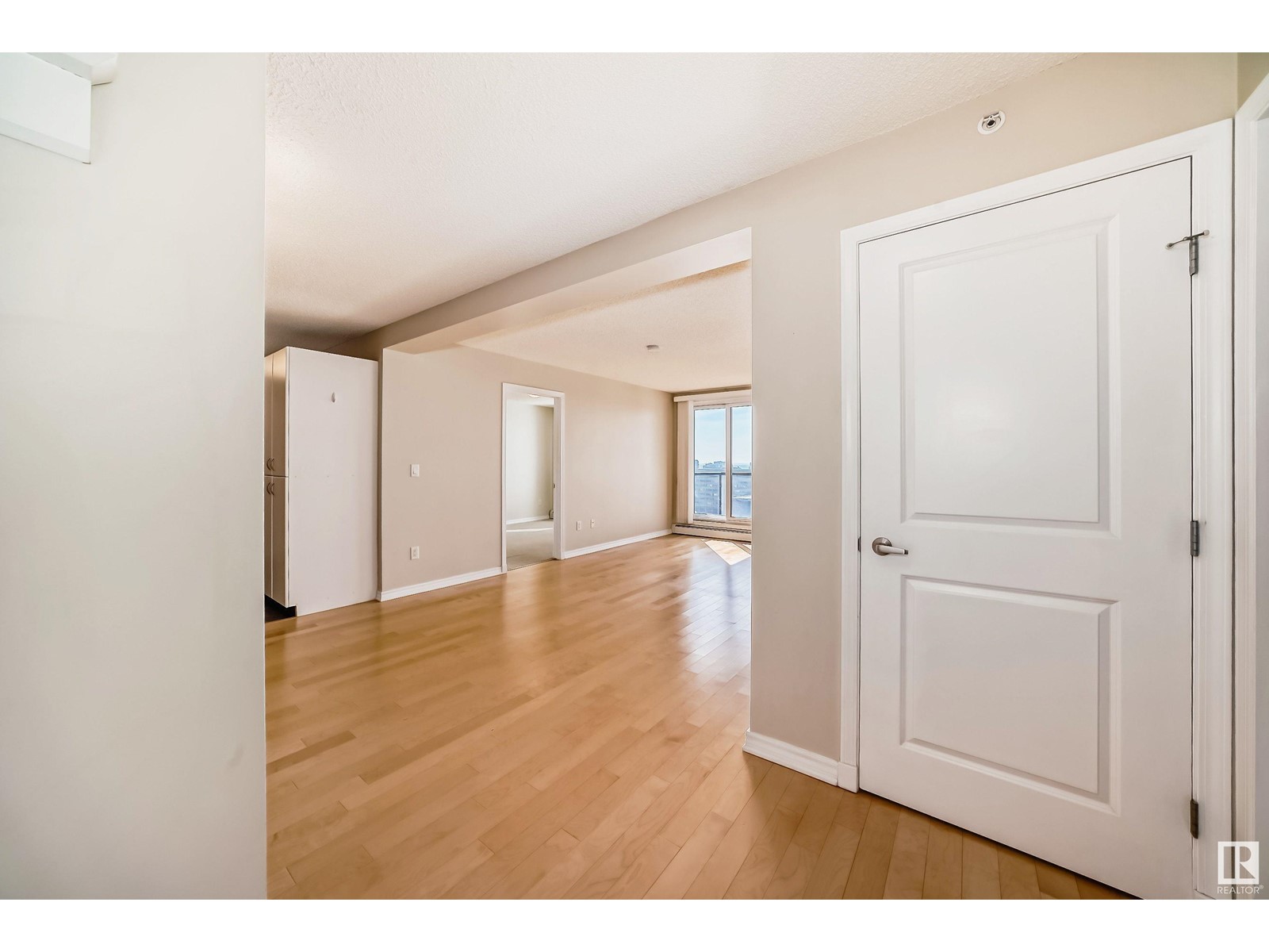 #1703 10303 105 St Nw Property Photo 11