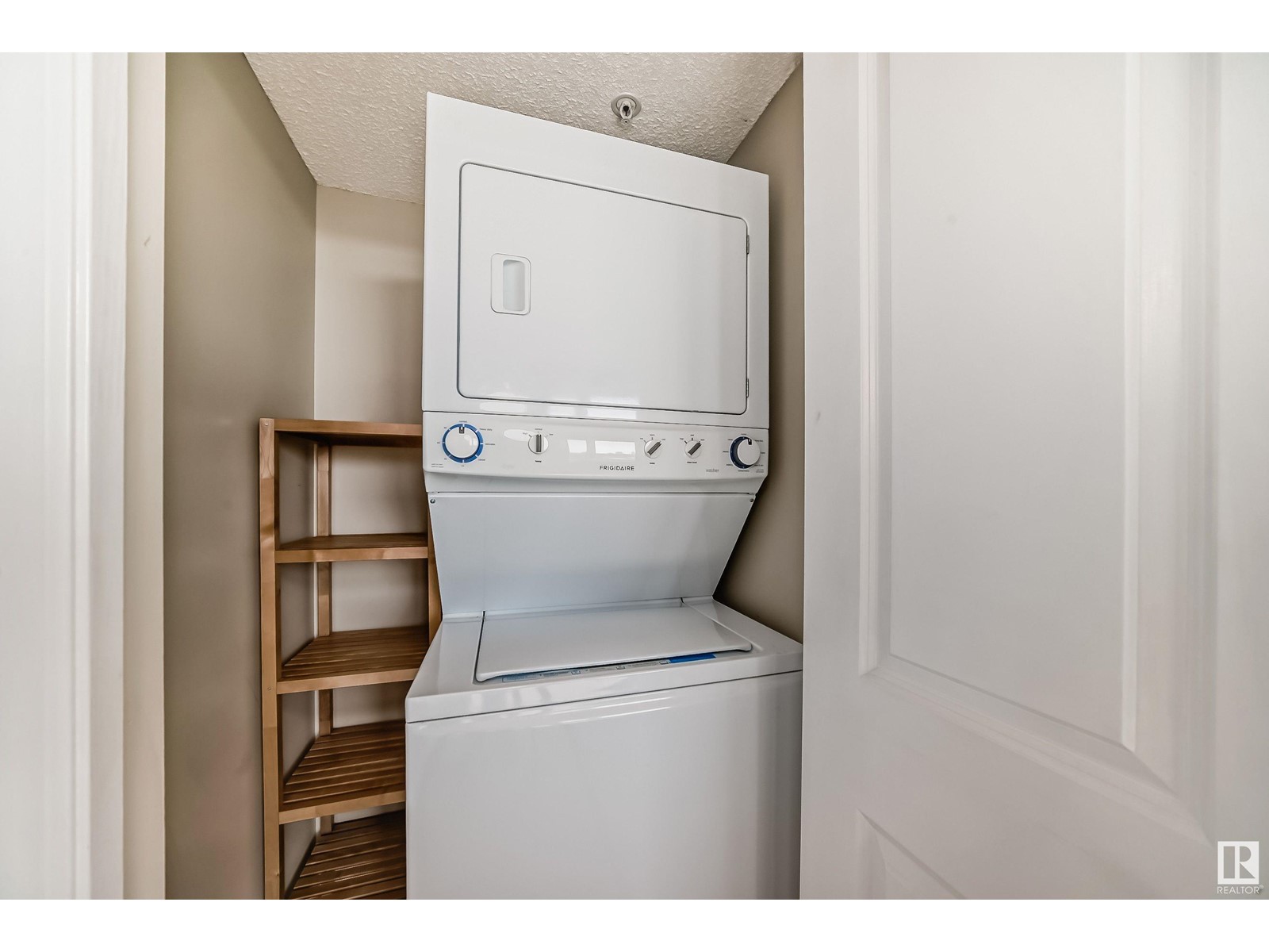 #1703 10303 105 St Nw Property Photo 21