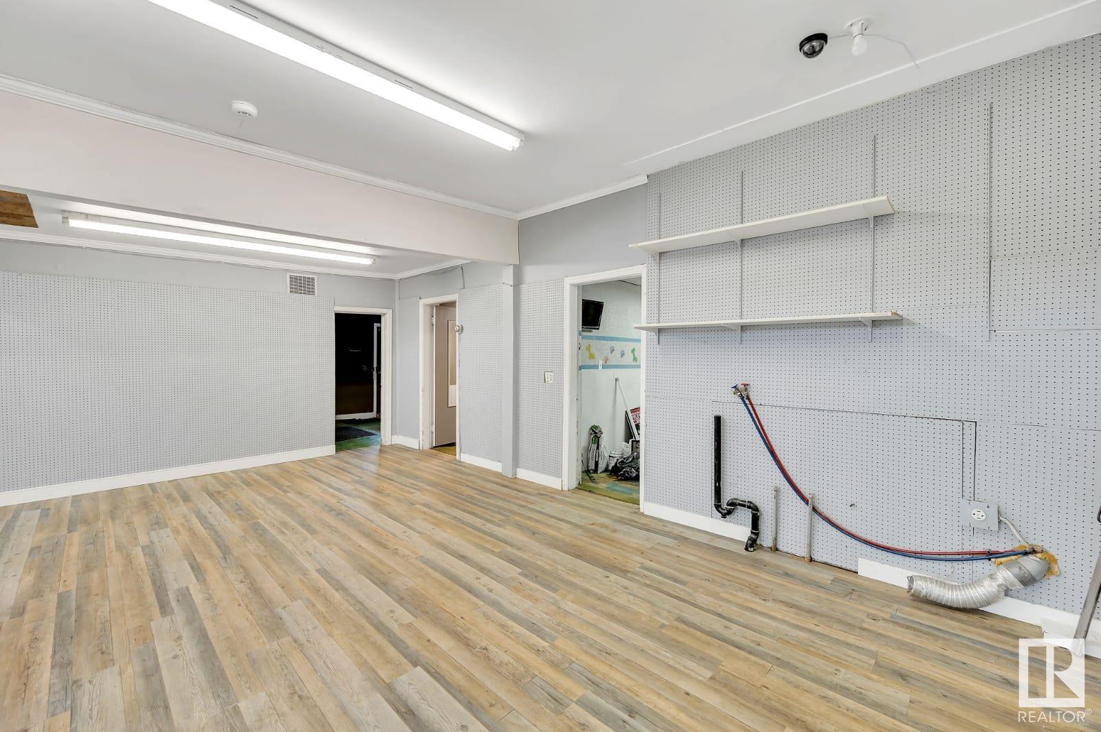 10130 100 Av Property Photo 6