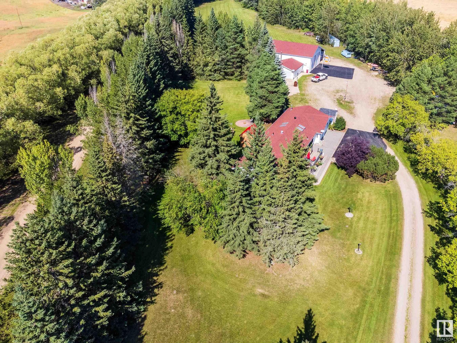 27132 Twp Rd 632b Property Photo 6