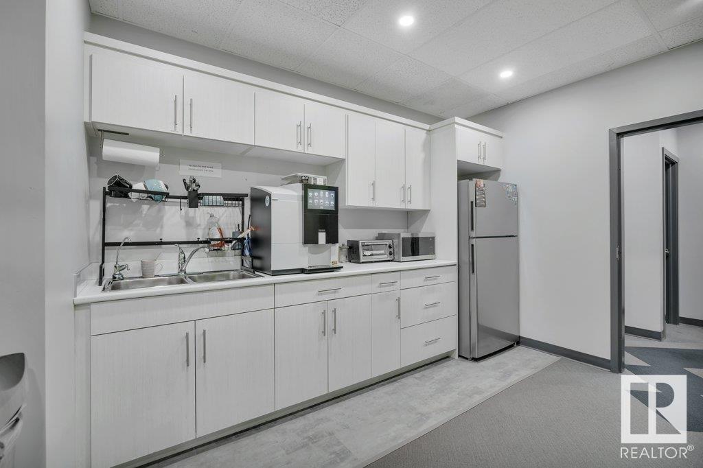 #203 4103 97 St Nw Property Photo 37