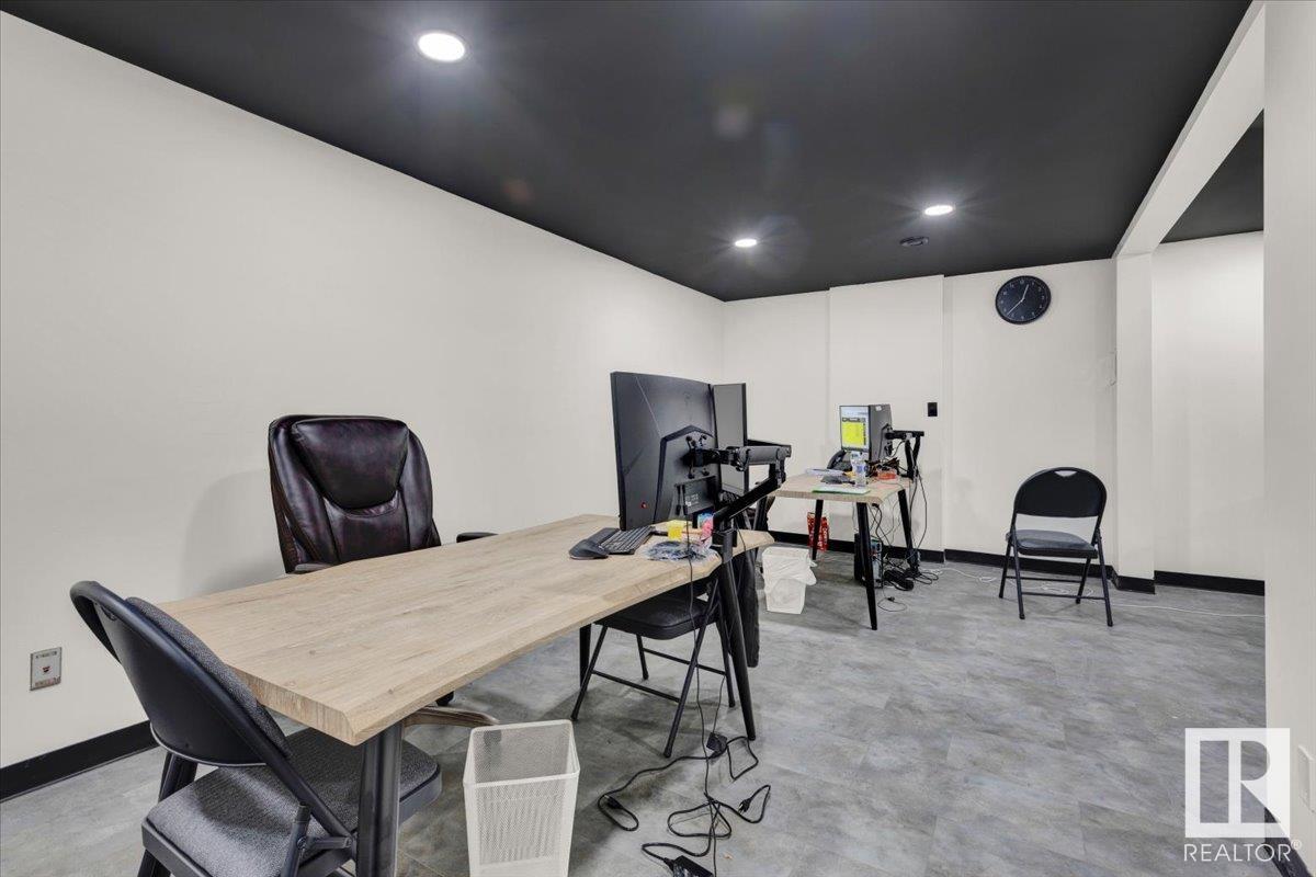 9508 62 Av Nw Property Photo 12