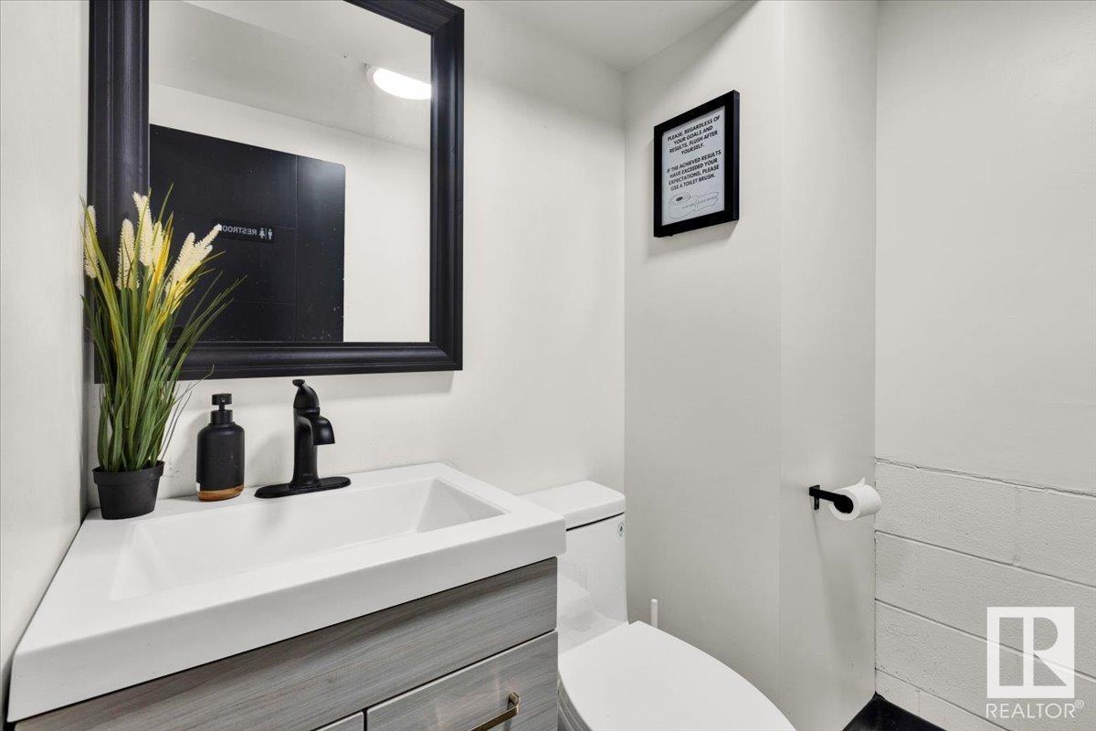 9508 62 Av Nw Property Photo 29