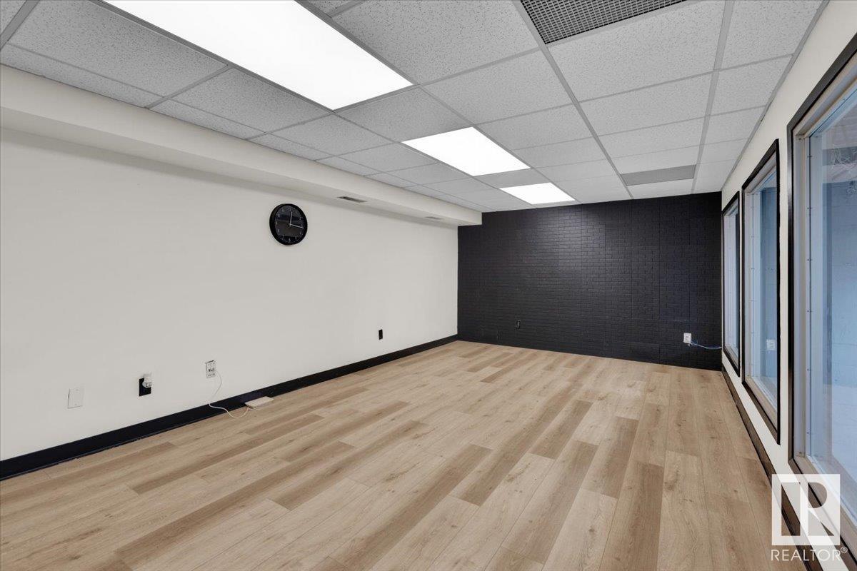9508 62 Av Nw Property Photo 30