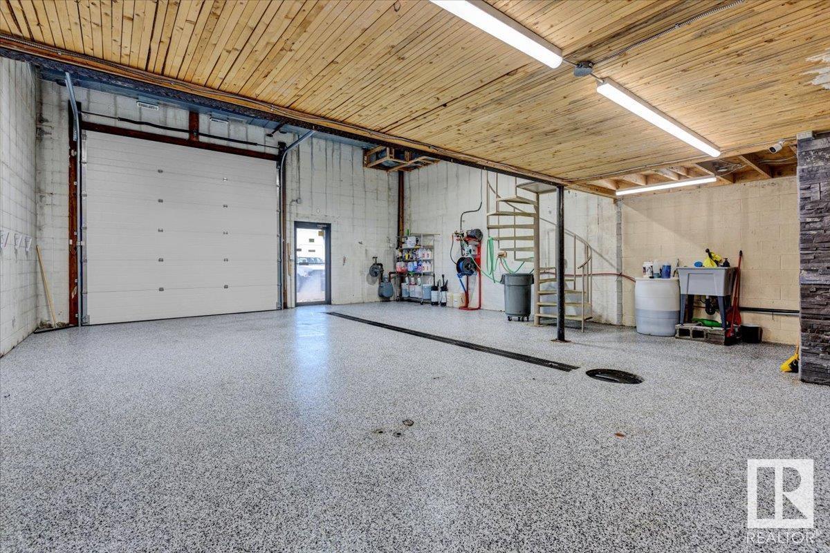 9508 62 Av Nw Property Photo 34