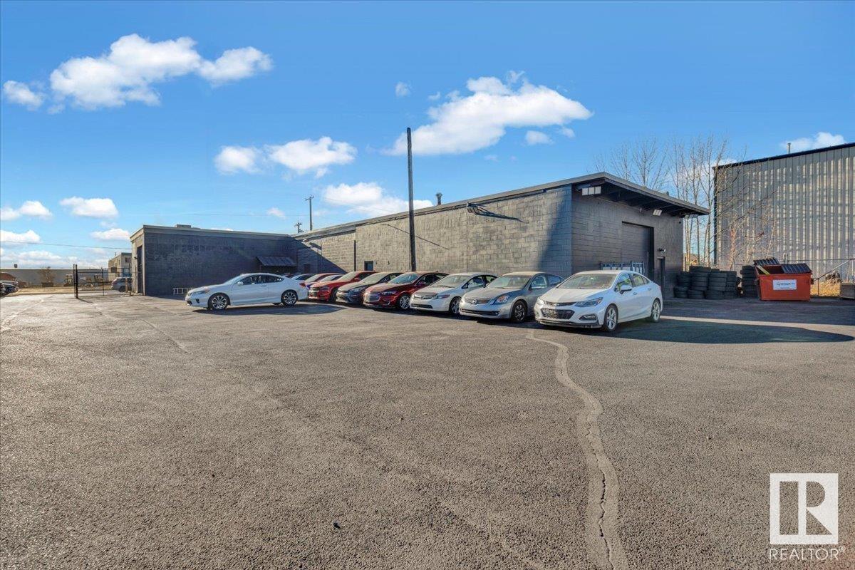 9508 62 Av Nw Property Photo 43