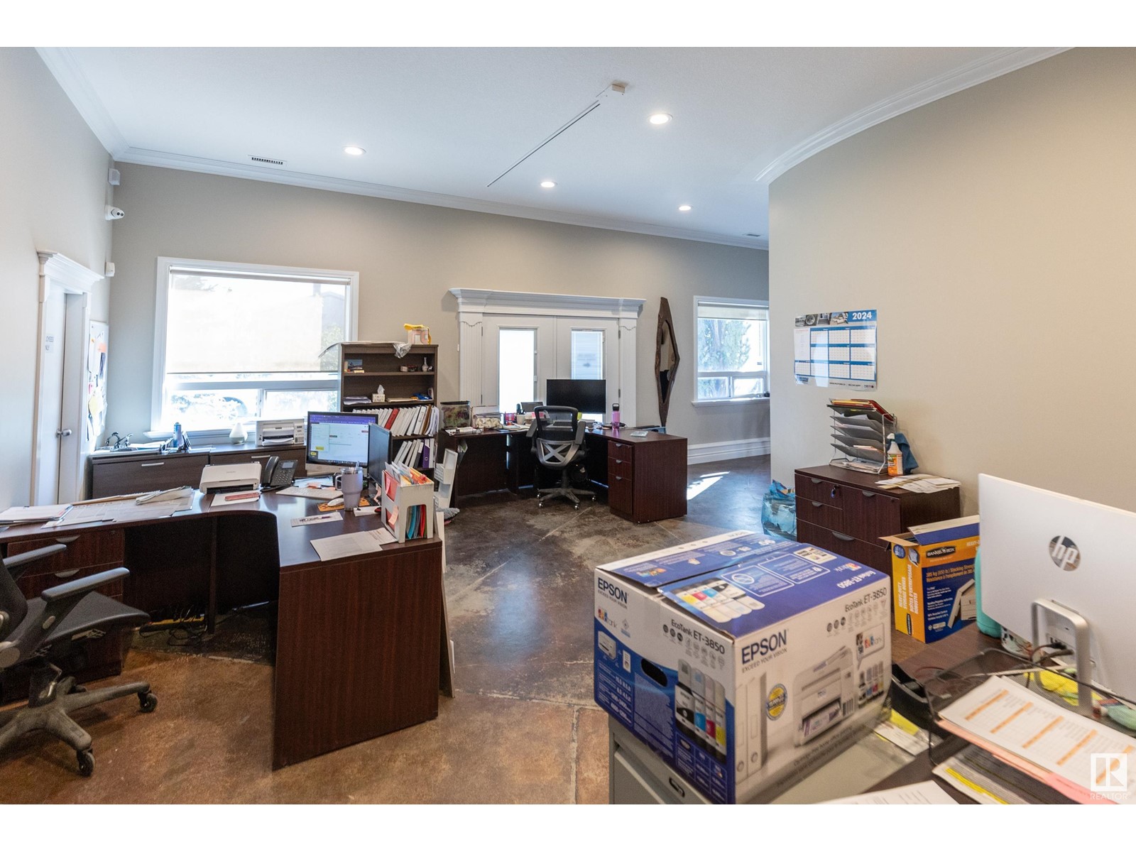 12020 28 St Ne Property Photo 7