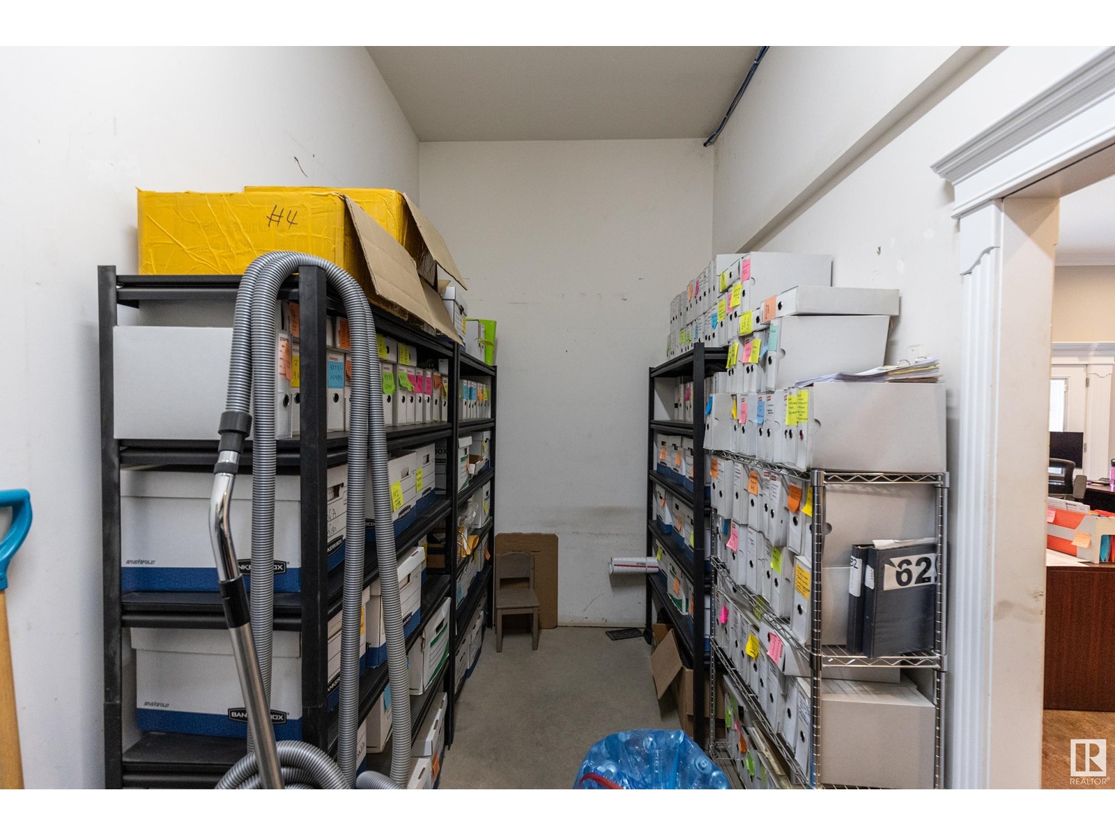 12020 28 St Ne Property Photo 16