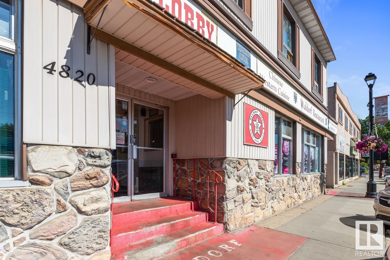 4820 50 Av Property Photo 4