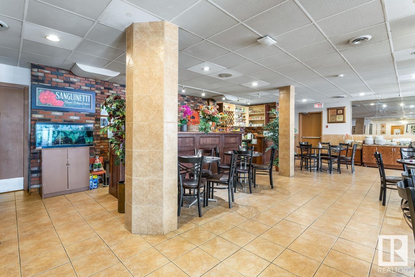 4820 50 Av Property Photo 5