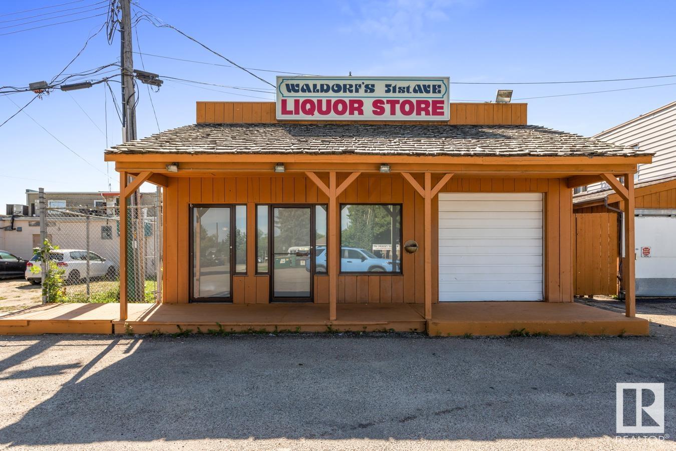 4820 50 Av Property Photo 18