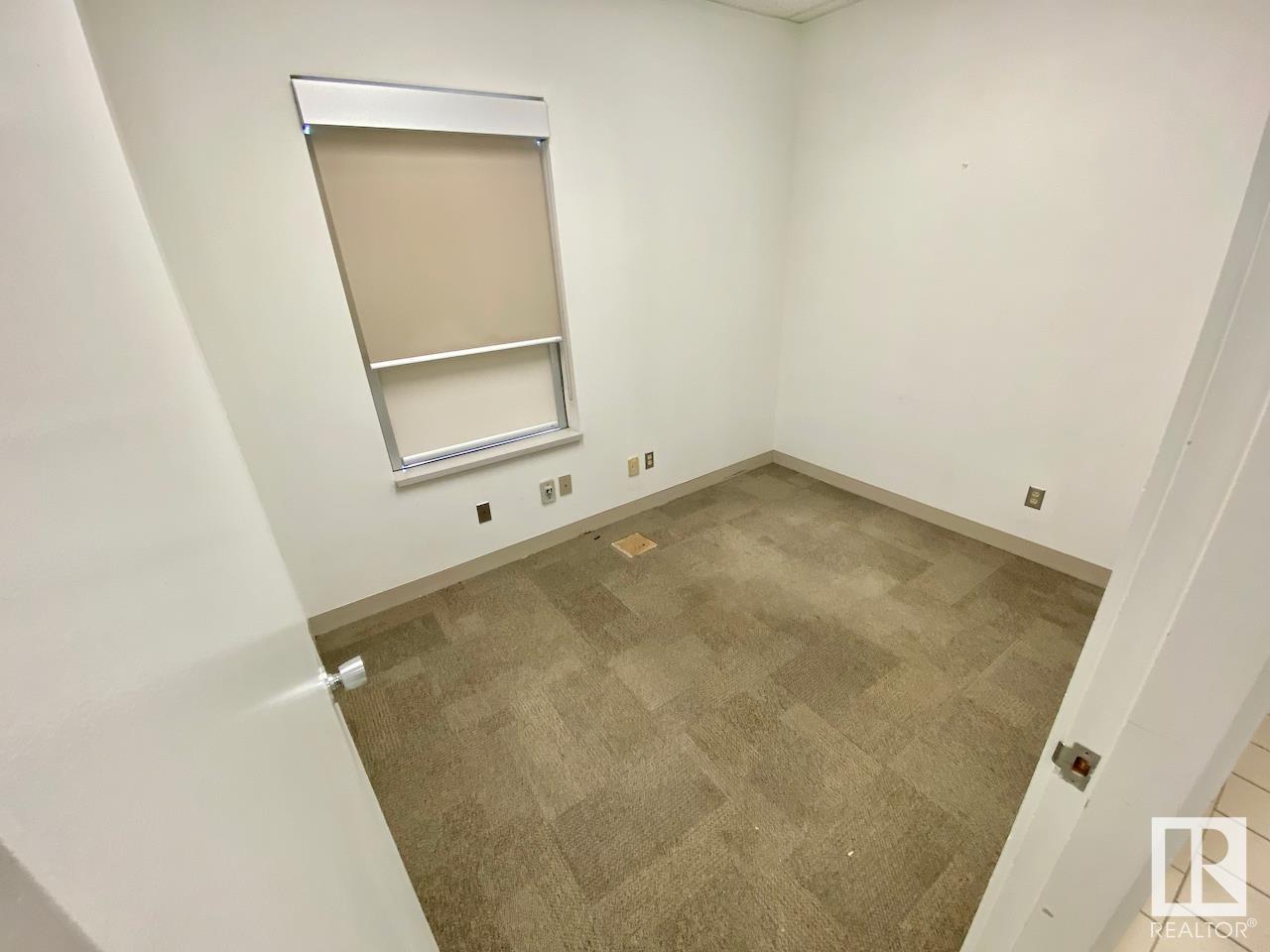 5103 3 St Property Photo 15
