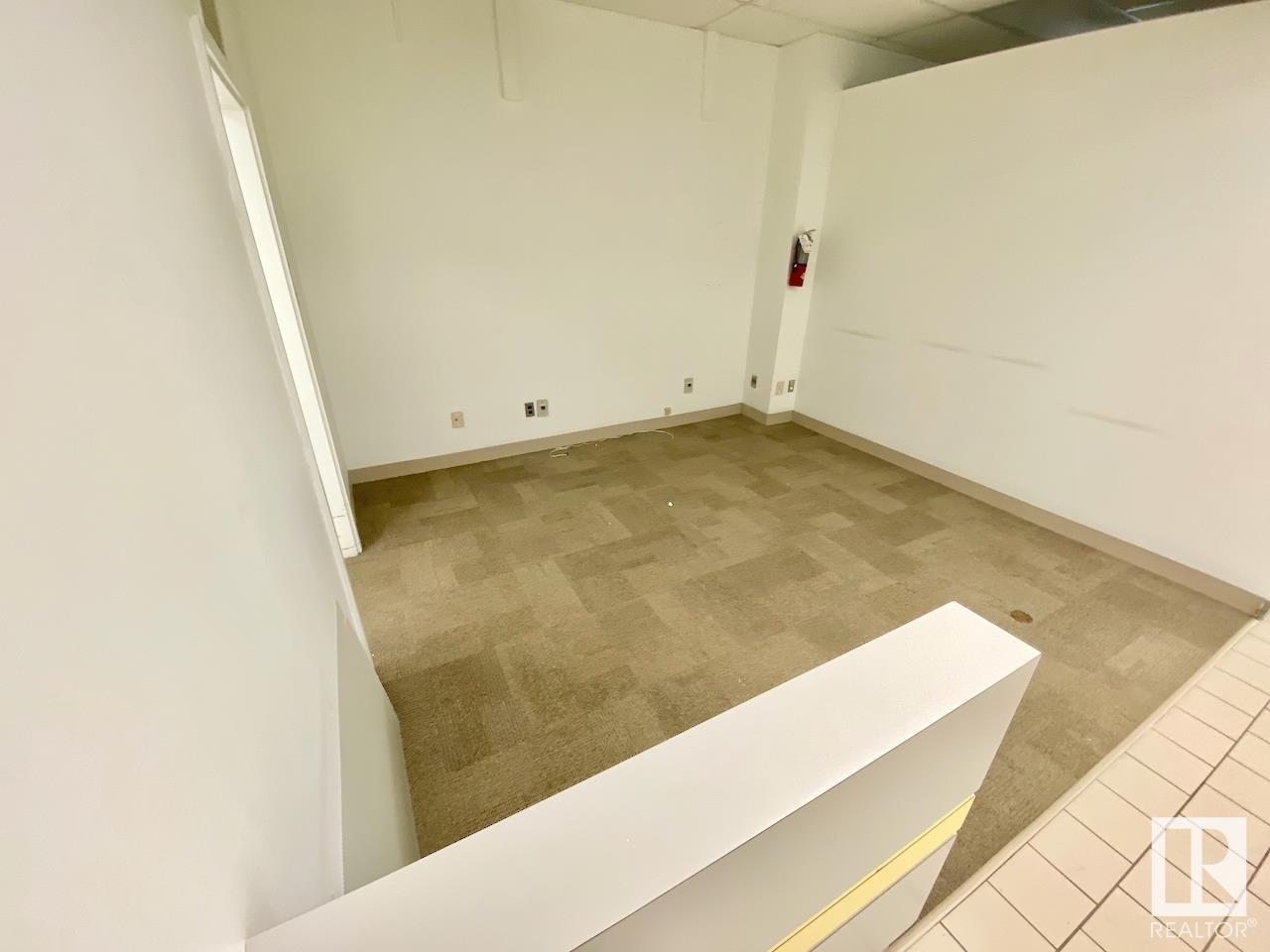 5103 3 St Property Photo 17