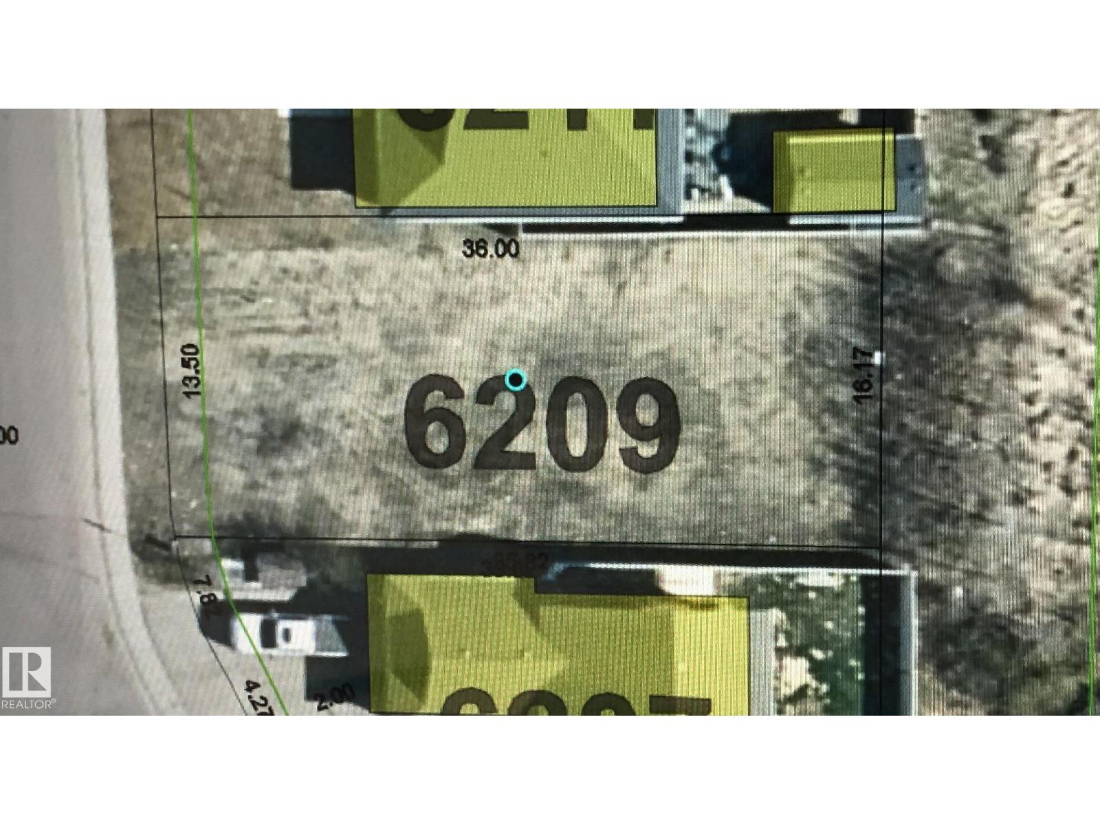 6209 45 St Property Photo 3