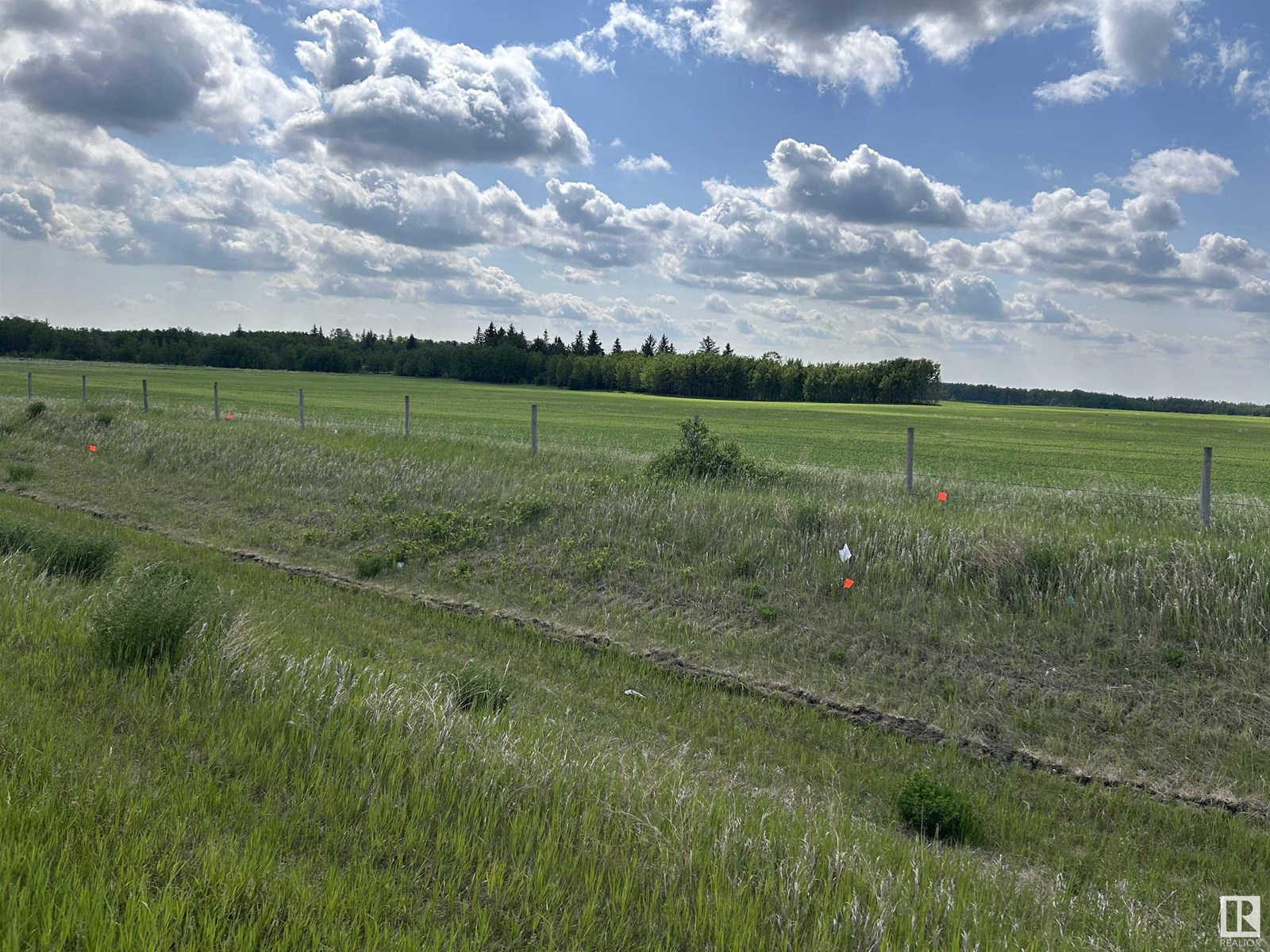 Nw 16 63 1 W4 Highway 55 West Property Photo 1