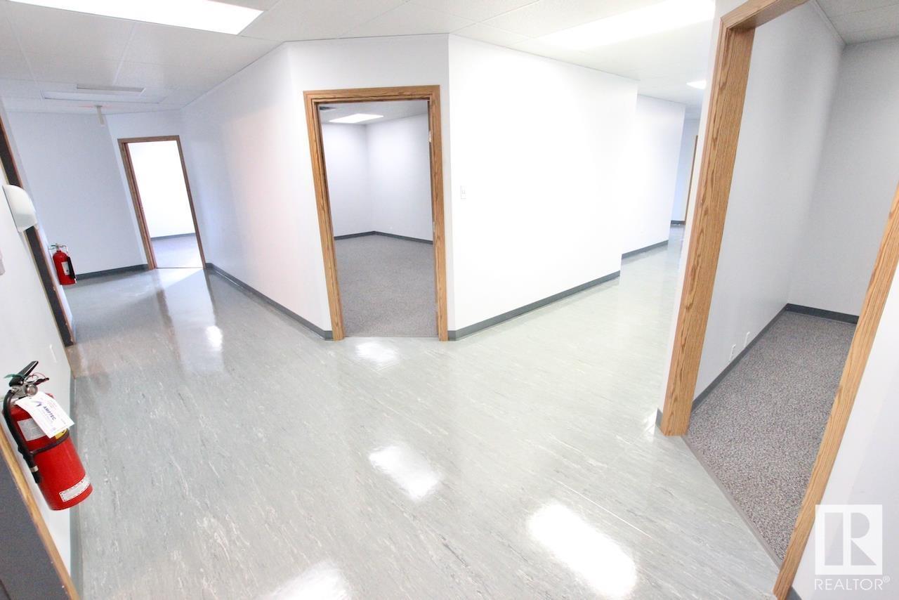 3705 53 St Property Photo 40
