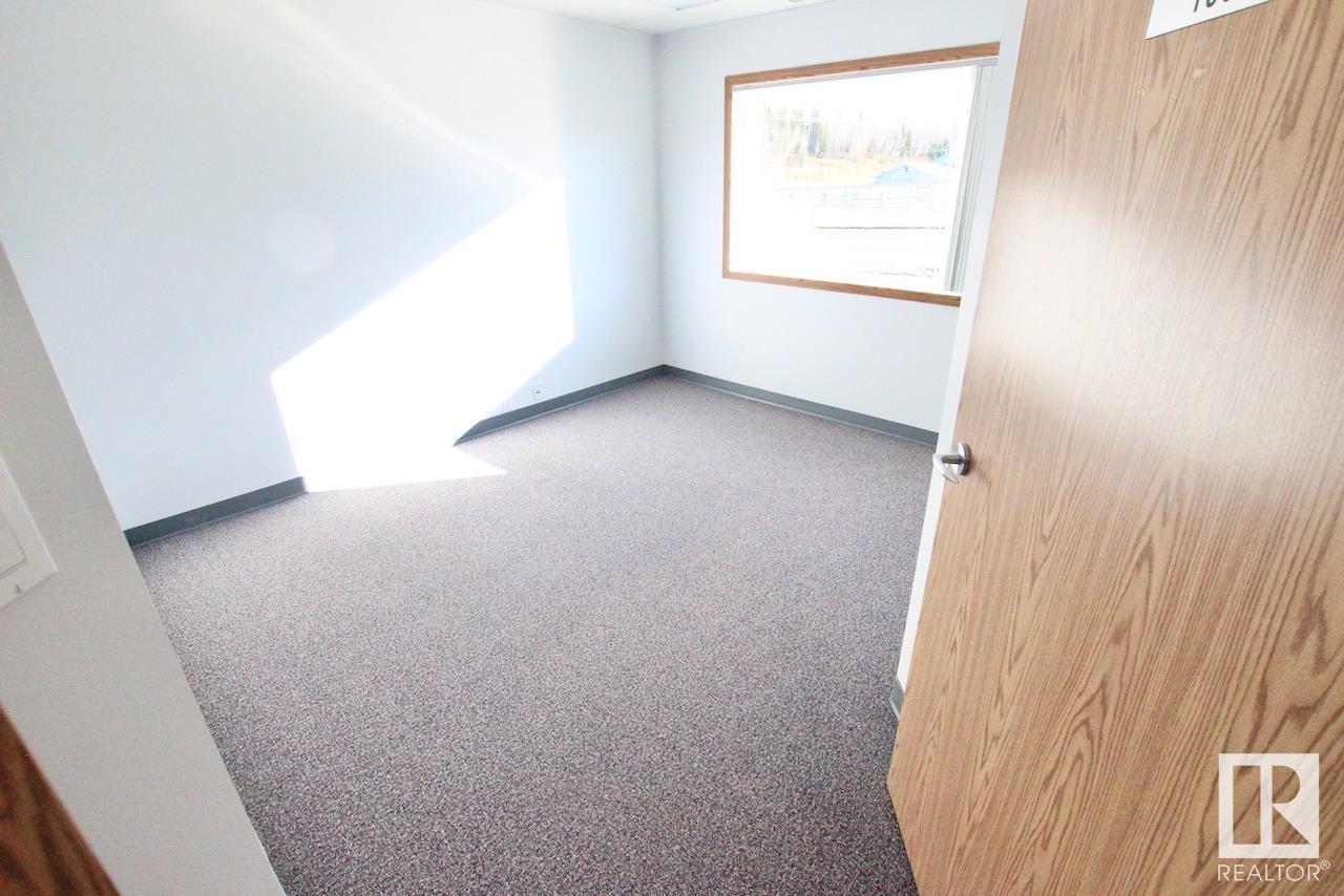 3705 53 St Property Photo 60