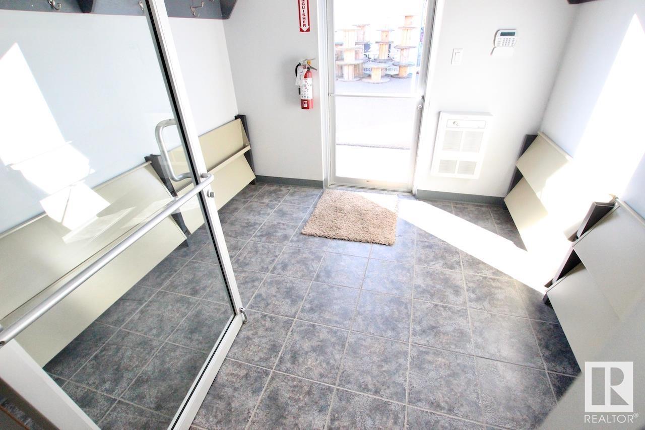 3705 53 St Property Photo 67