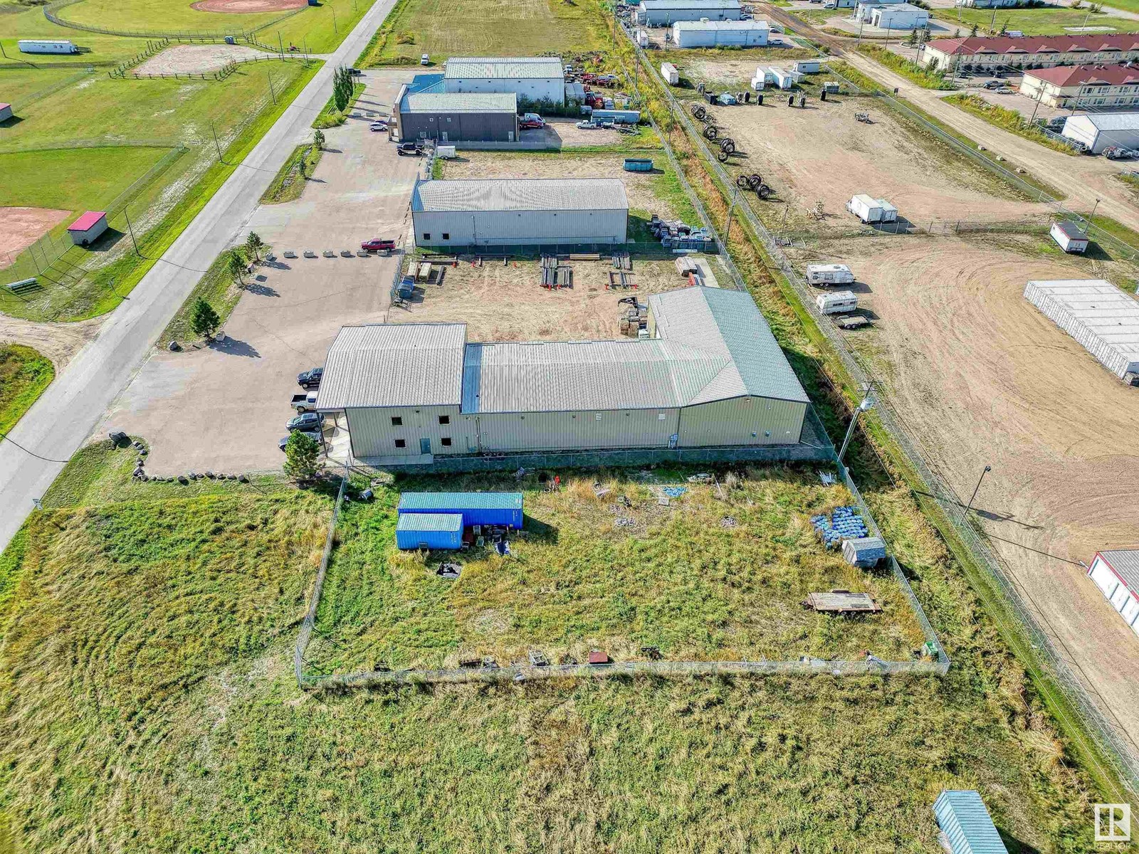5807 47 Av Property Photo 12