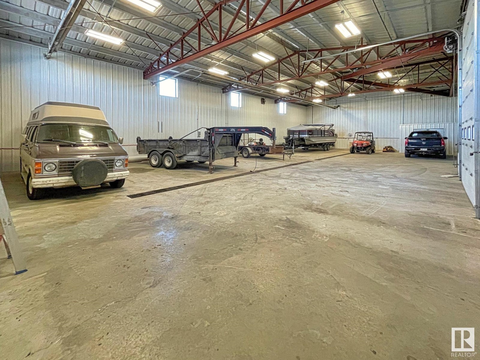 5807 47 Av Property Photo 46