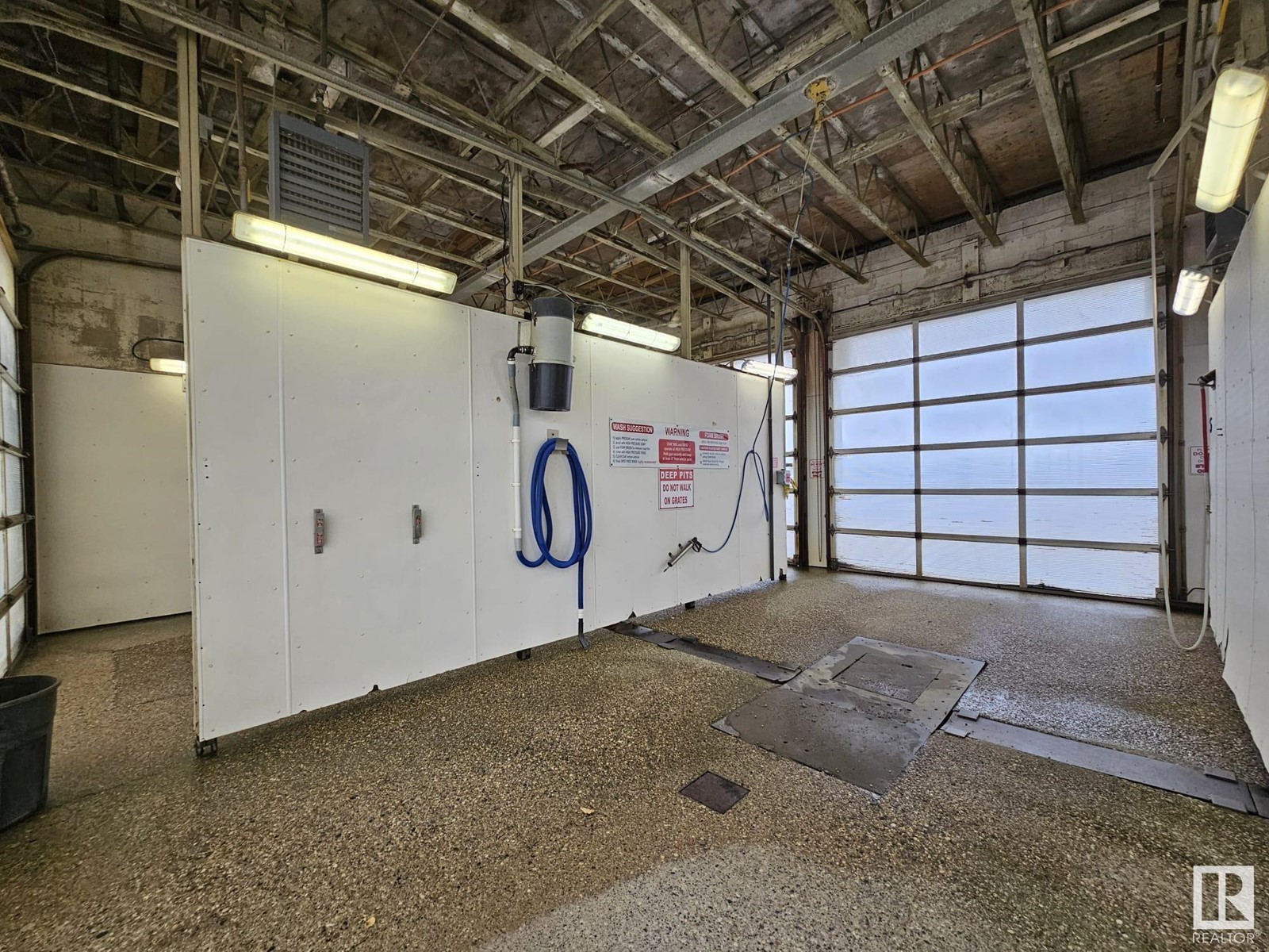 5533 Industrial Rd Property Photo 16