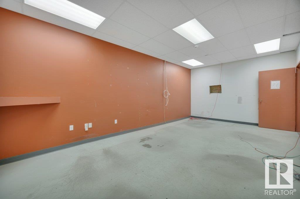 12846 146 St Nw Property Photo 8