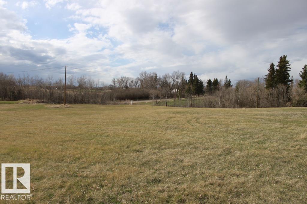 5620 55 Av Property Photo 5