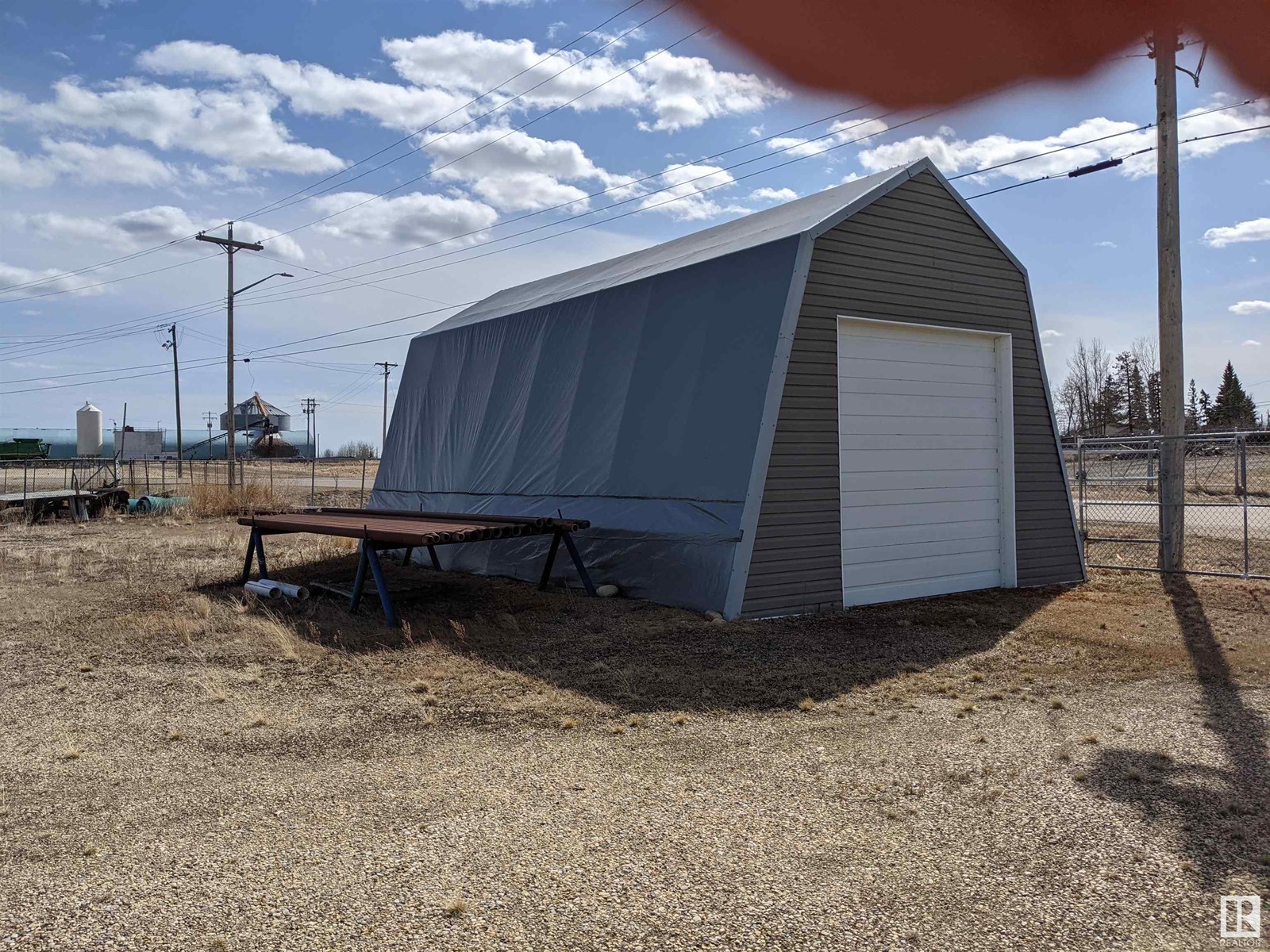 4706 52 Av Property Photo 10